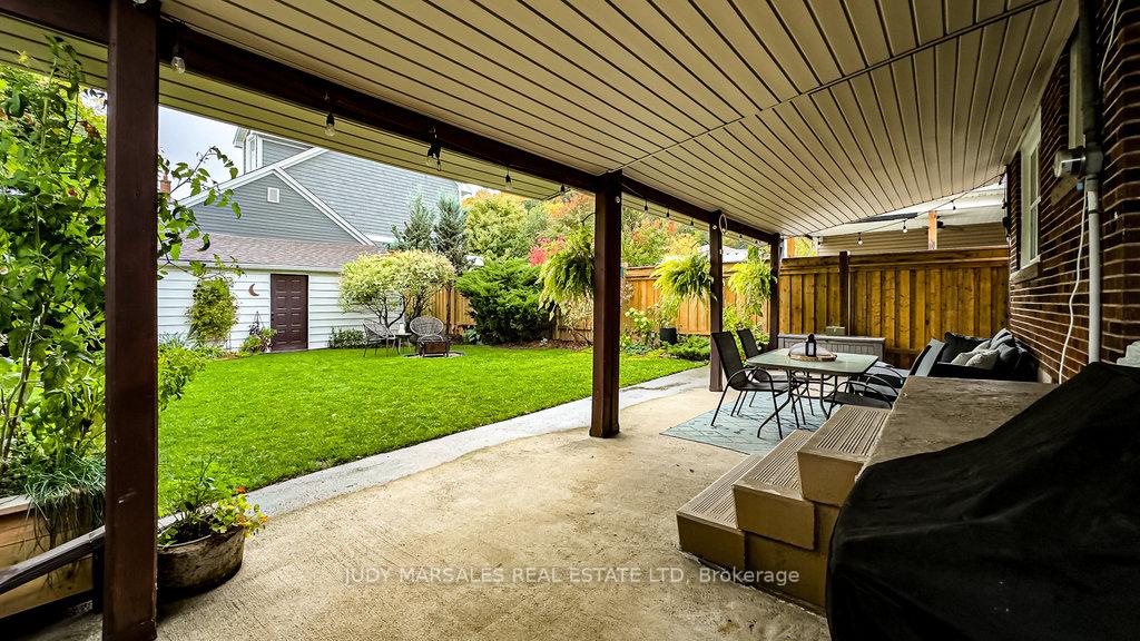 Photo 4 of 30 Montrose Avenue, Hamilton, Rosedale — HOMEH