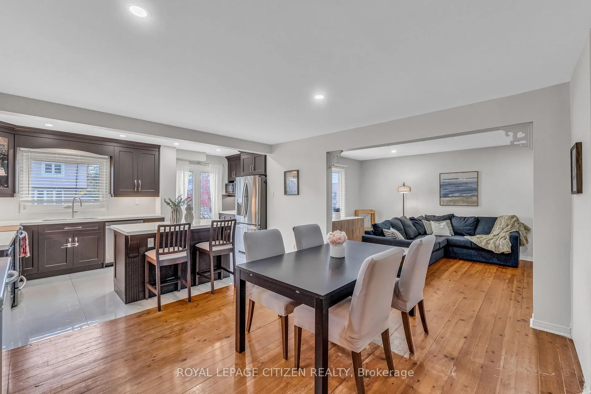 Photo 4 of 4 Hedley Court, Brampton, Central Park — HOMEH