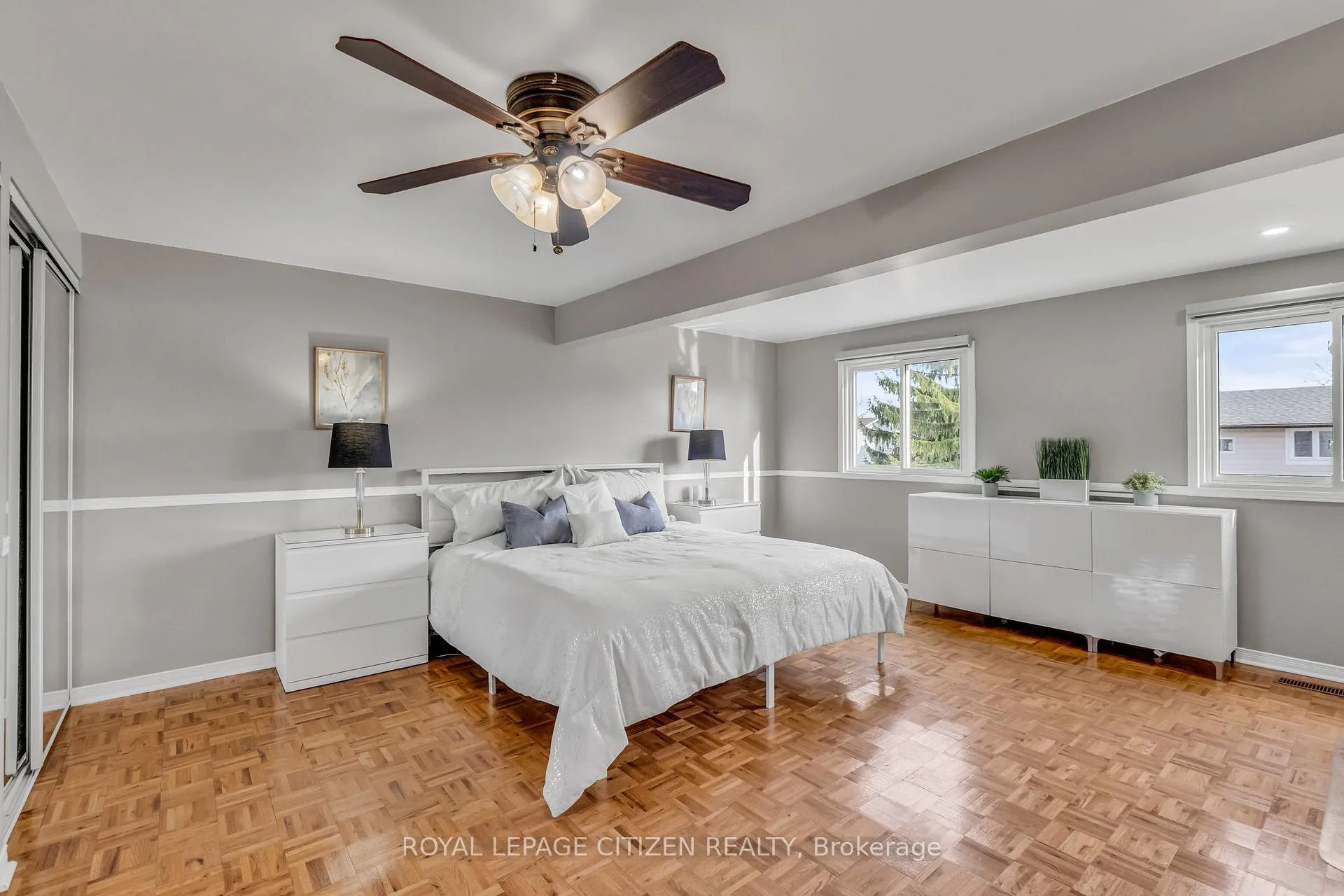 Photo 14 of 4 Hedley Court, Brampton, Central Park — HOMEH
