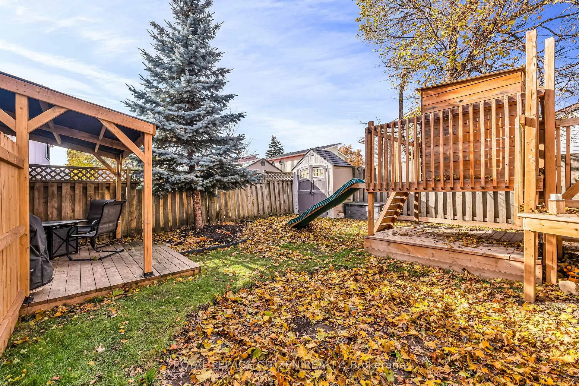 Photo 28 of 4 Hedley Court, Brampton, Central Park — HOMEH