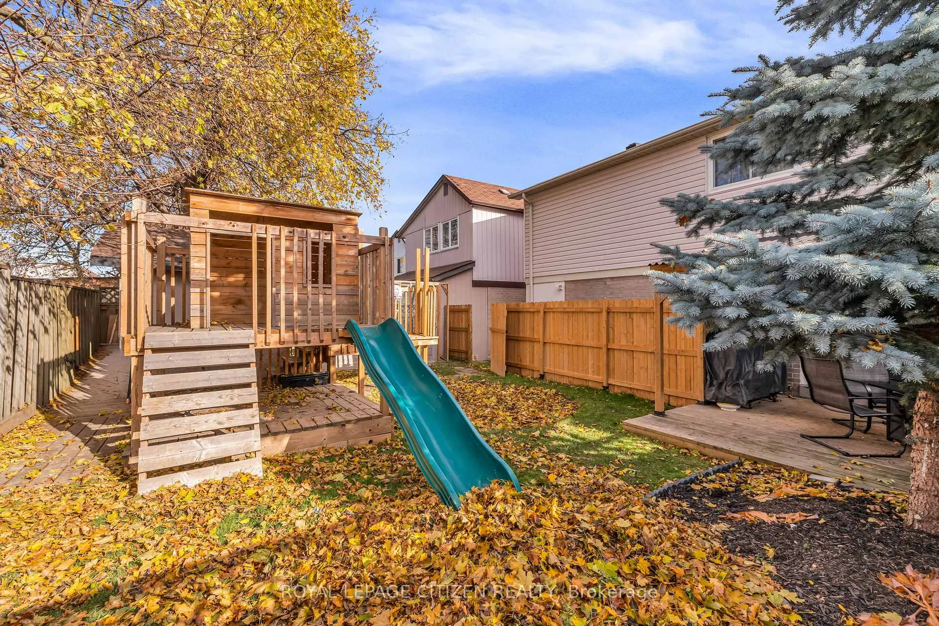 Photo 30 of 4 Hedley Court, Brampton, Central Park — HOMEH
