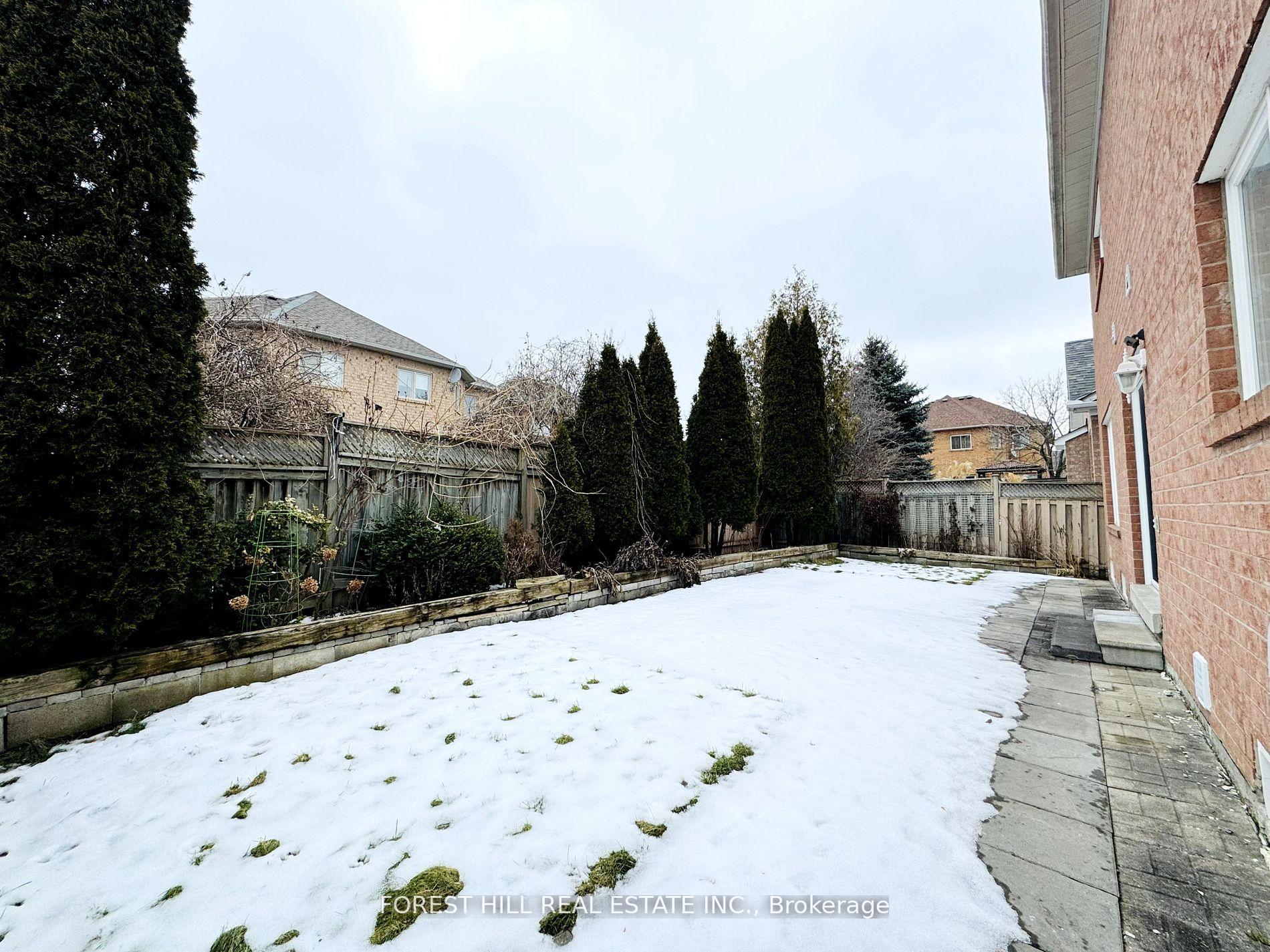 Photo 31 of 68 Steckley Street, Aurora, Bayview Wellington — HOMEH