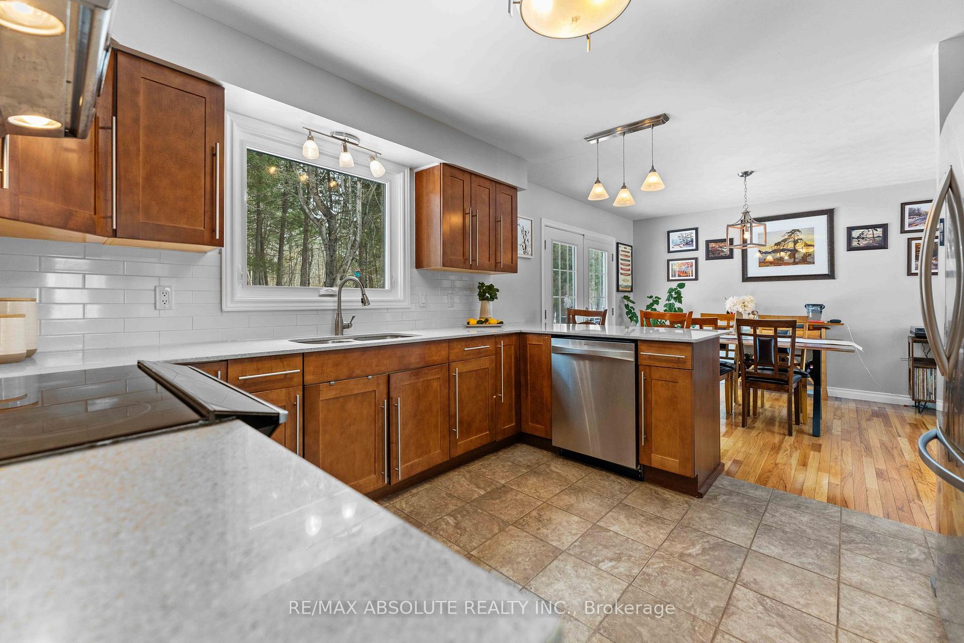 Photo 10 of 3015 9th Line, Beckwith, Beckwith Twp — HOMEH