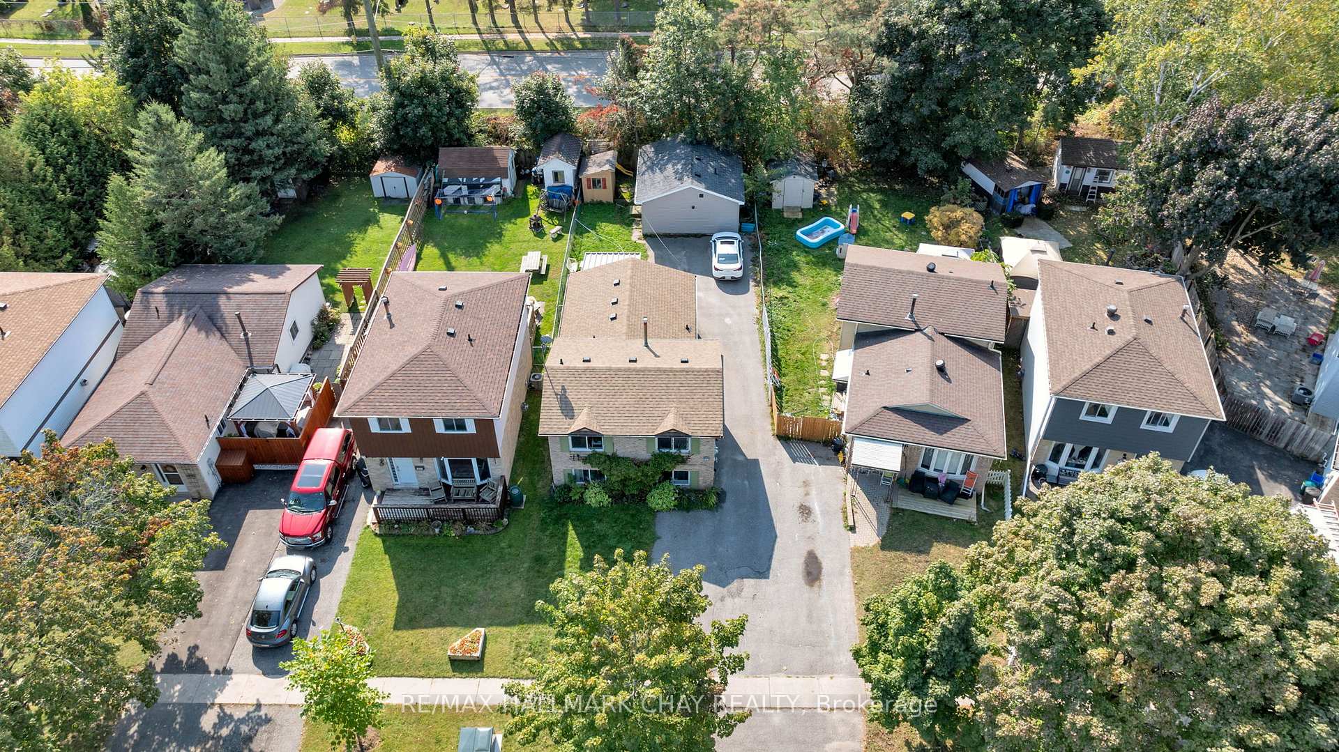 Photo 6 of 61 Janice Drive, Barrie, Sunnidale — HOMEH