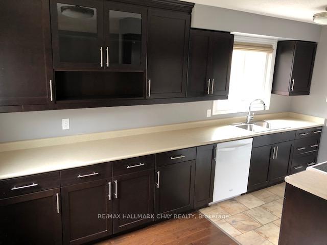 Photo 19 of 61 Janice Drive, Barrie, Sunnidale — HOMEH