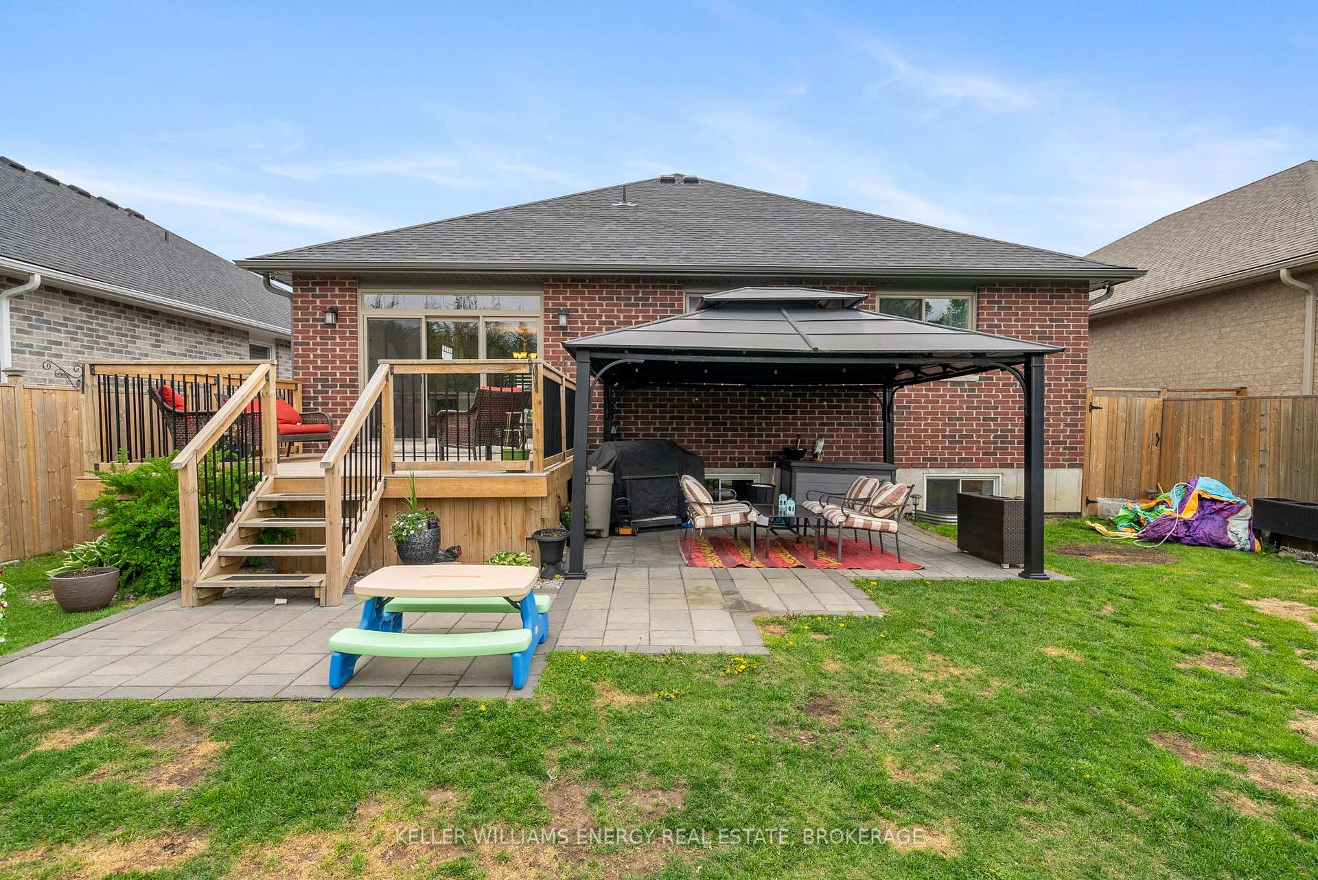 Photo 34 of 53 Mercedes Drive, Belleville, Belleville Ward — HOMEH