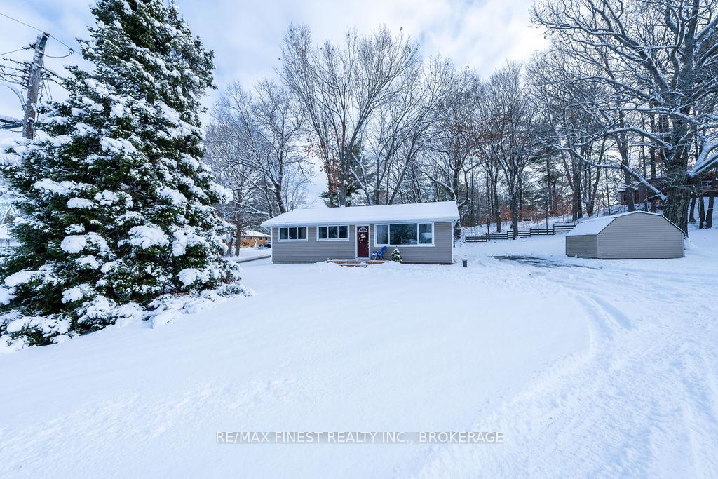 Photo 1 of 4226 Pine Ridge Road, Frontenac, Frontenac South — HOMEH