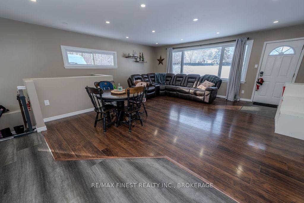 Photo 7 of 4226 Pine Ridge Road, Frontenac, Frontenac South — HOMEH