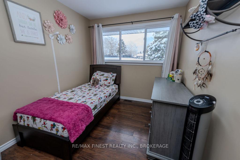Photo 17 of 4226 Pine Ridge Road, Frontenac, Frontenac South — HOMEH