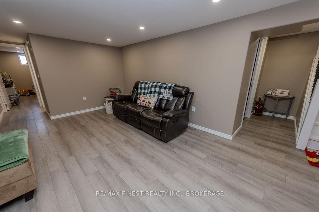 Photo 21 of 4226 Pine Ridge Road, Frontenac, Frontenac South — HOMEH
