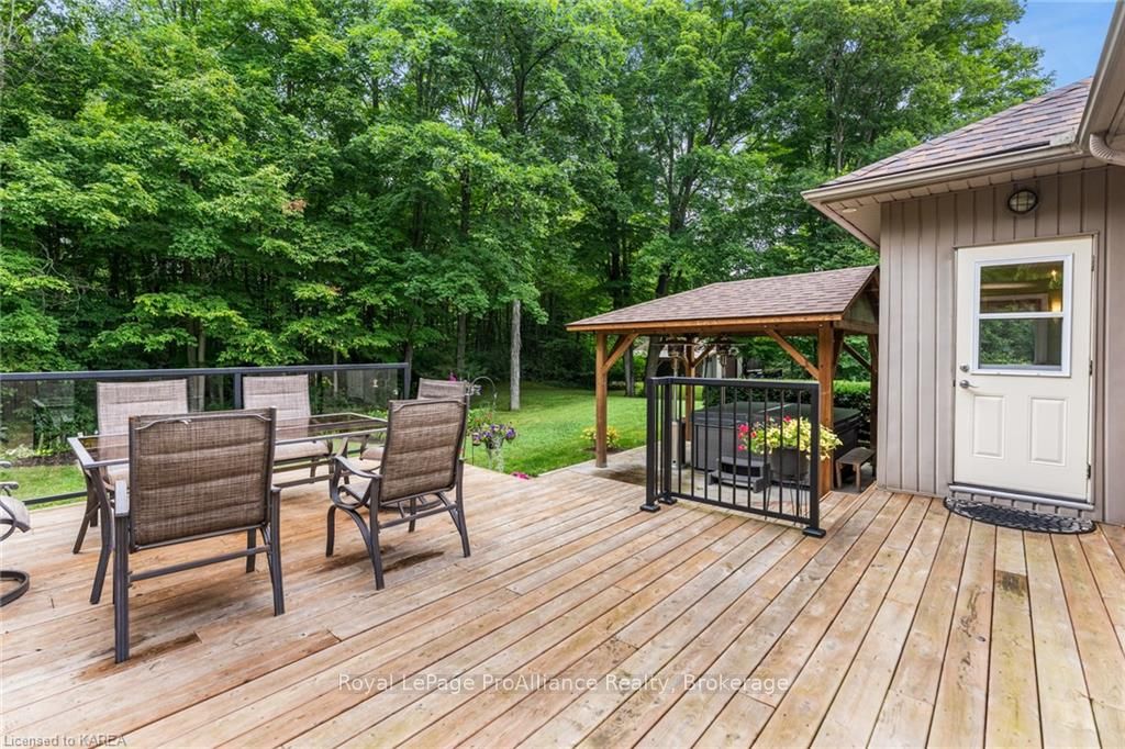 Photo 39 of 1091 Cliffside Drive, Frontenac, Frontenac South — HOMEH