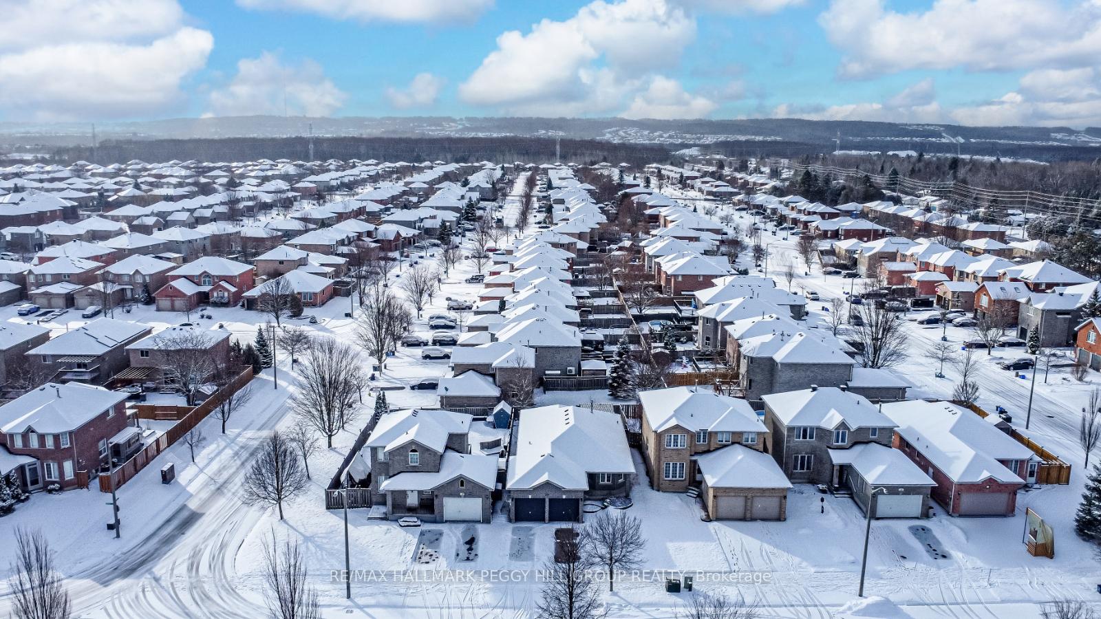 Photo 2 of 109 Ruffet Drive, Barrie, Edgehill Drive — HOMEH