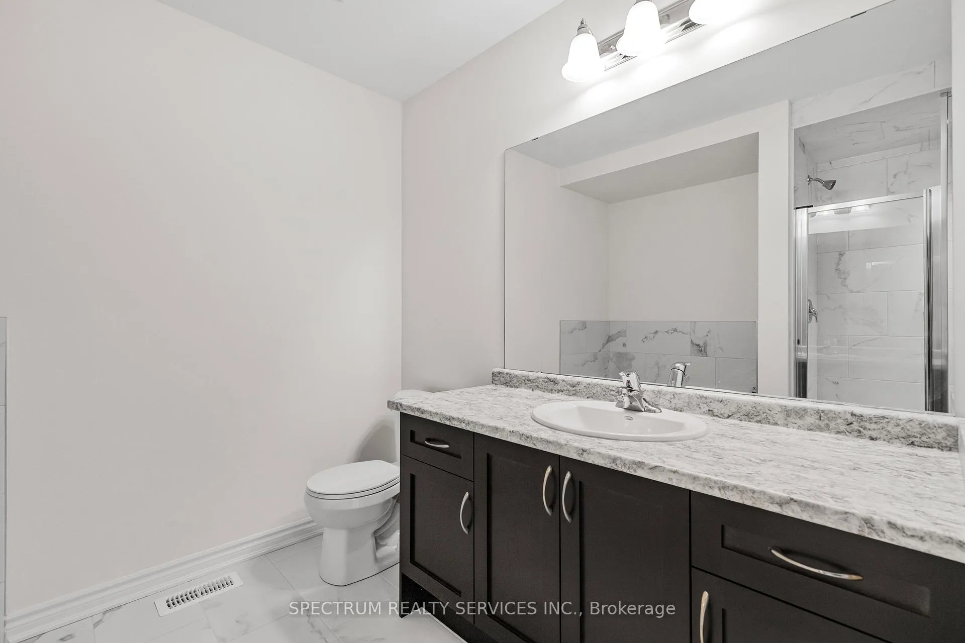 Photo 11 of Unit 66, 305 Garner Road W, Hamilton, Ancaster — HOMEH