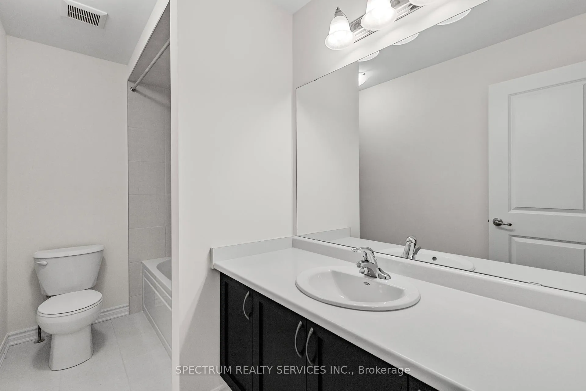 Photo 16 of Unit 66, 305 Garner Road W, Hamilton, Ancaster — HOMEH