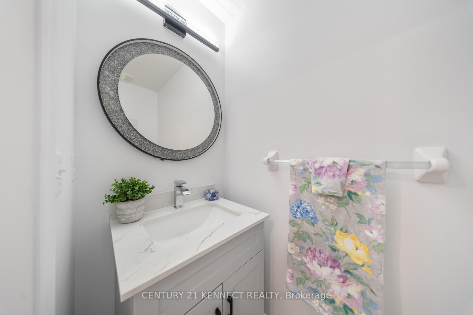 Photo 21 of 56 White Crescent, Barrie, Holly — HOMEH