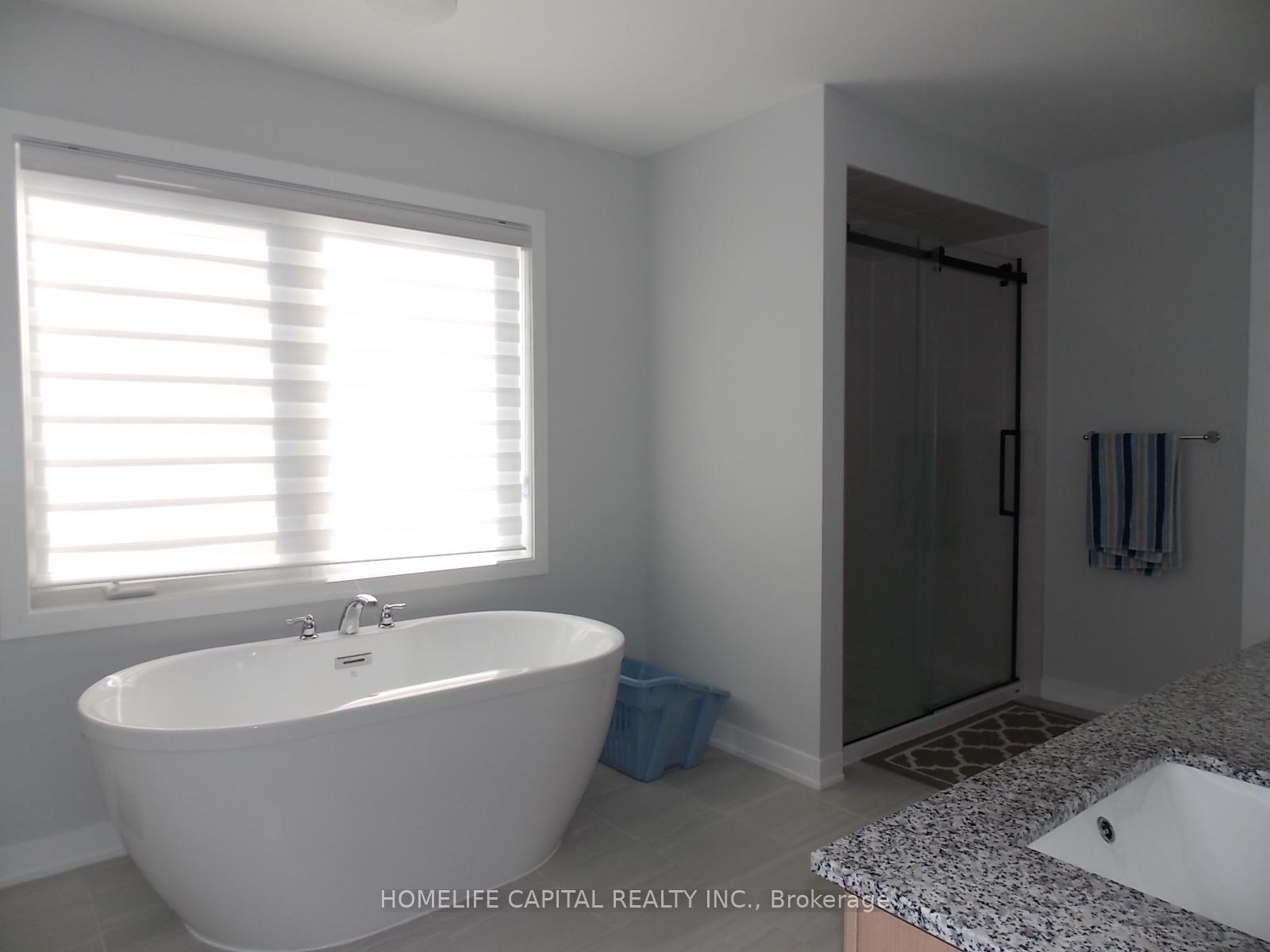Photo 16 of 838 Crossgate Street, Ottawa, Barrhaven - Stonebridge — HOMEH