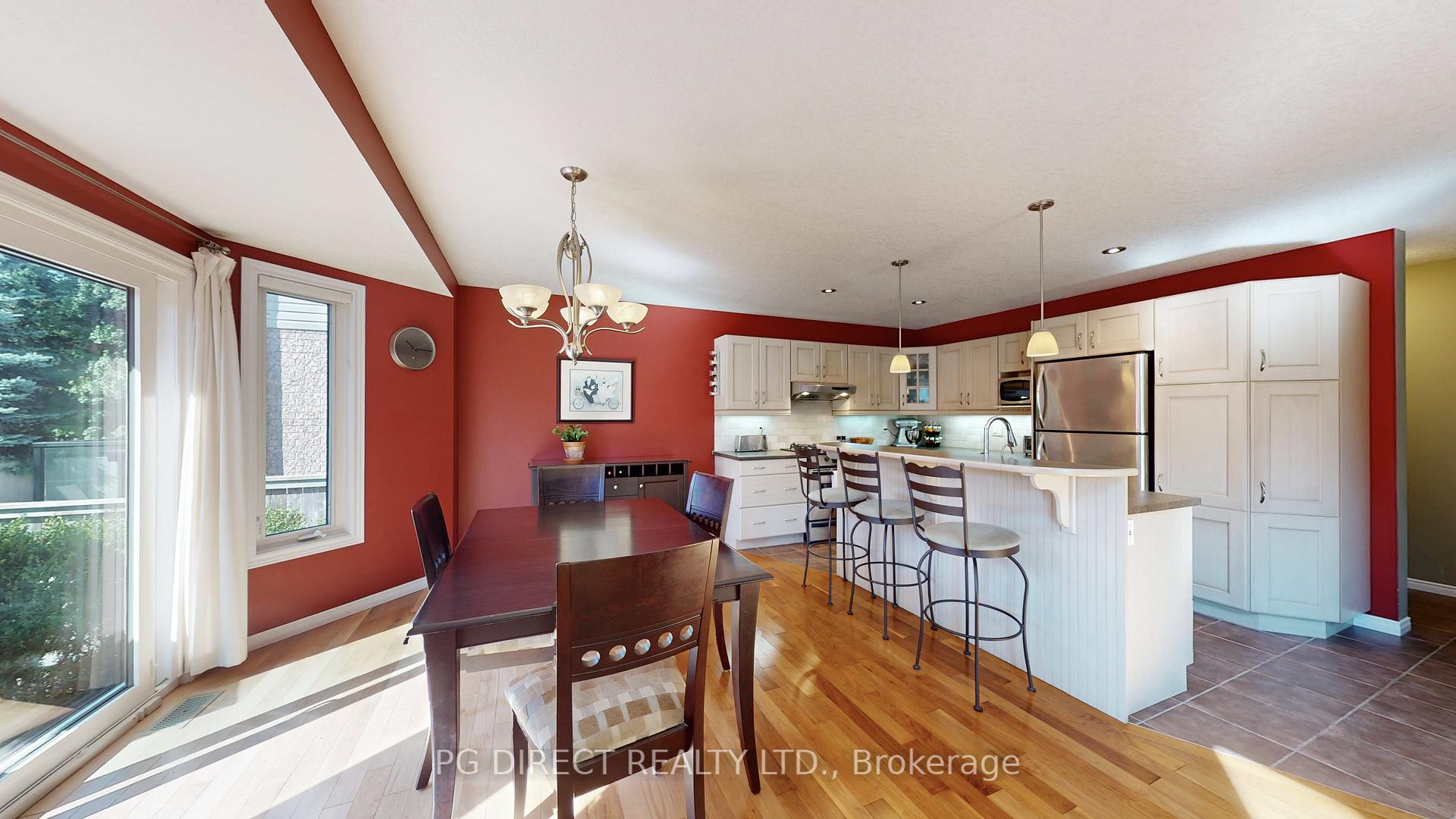 Photo 5 of 33 Brown Street, Guelph, Pineridge/Westminster Woods — HOMEH