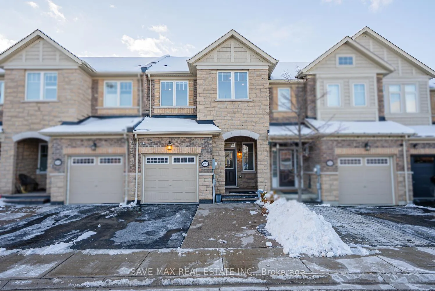 Photo 2 of 50 Abigail Crescent N, Caledon, Rural Caledon — HOMEH