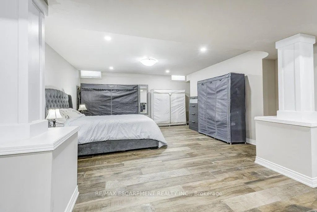 Photo 34 of 33 Lockman Drive, Hamilton, Meadowlands — HOMEH