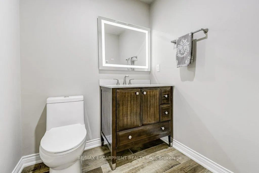 Photo 36 of 33 Lockman Drive, Hamilton, Meadowlands — HOMEH