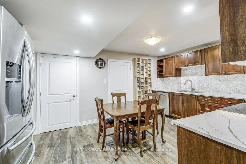 Photo 38 of 33 Lockman Drive, Hamilton, Meadowlands — HOMEH