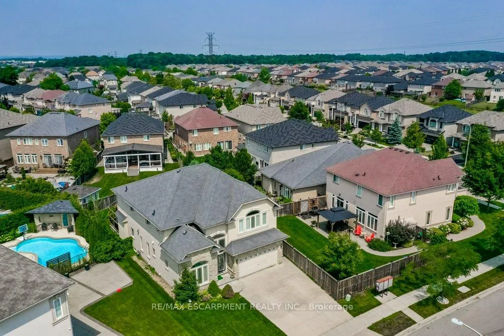 Photo 46 of 33 Lockman Drive, Hamilton, Meadowlands — HOMEH