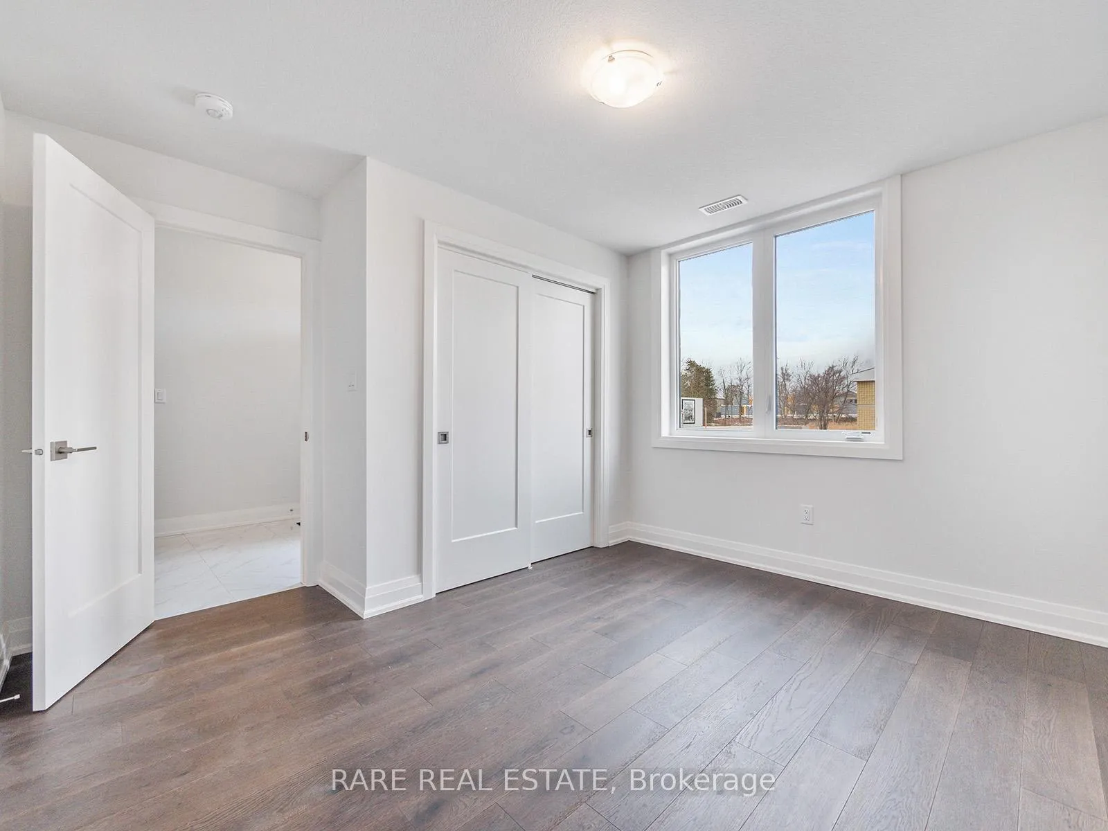 Photo 5 of 3297 Homestead Drive, Hamilton, Mount Hope — HOMEH