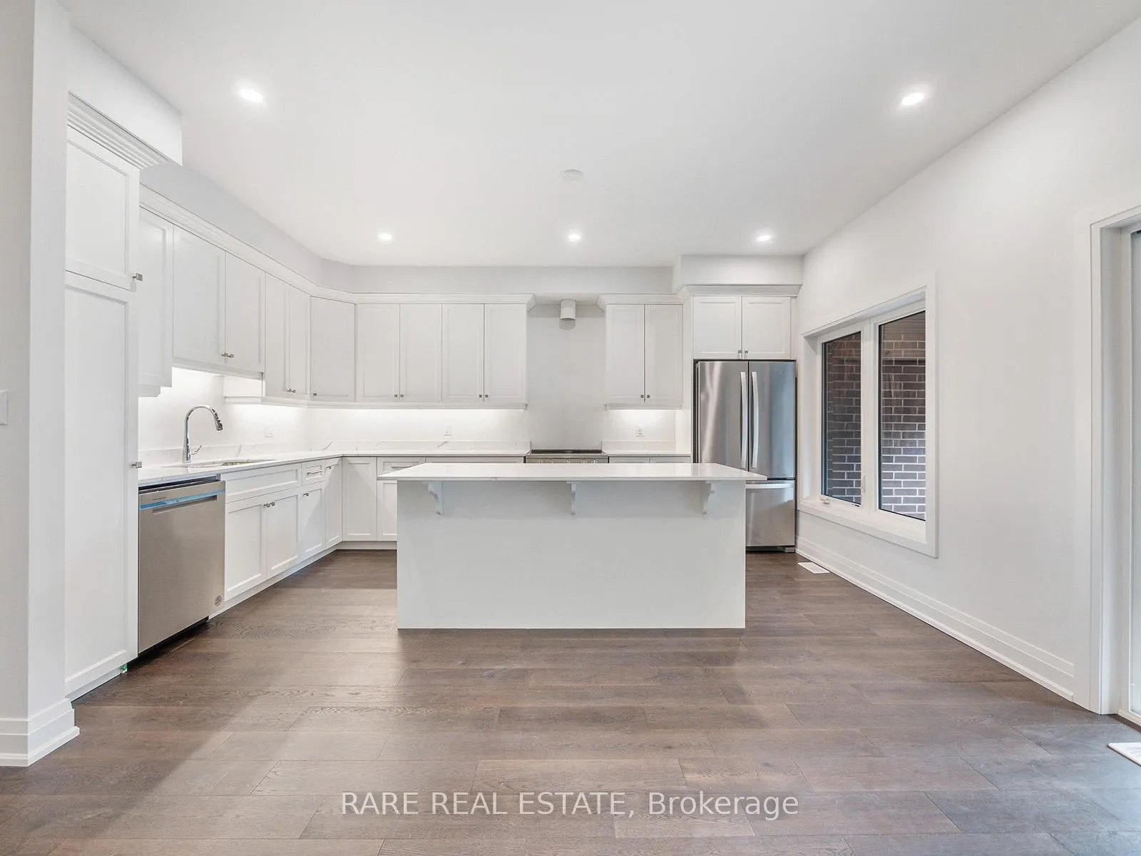 Photo 11 of 3297 Homestead Drive, Hamilton, Mount Hope — HOMEH