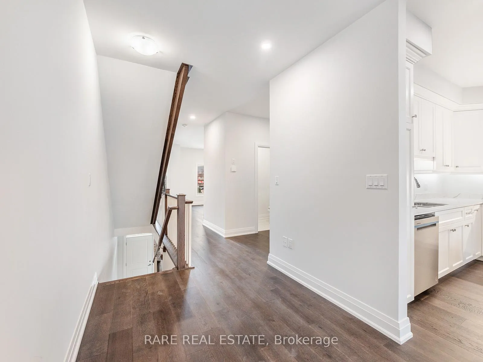 Photo 17 of 3297 Homestead Drive, Hamilton, Mount Hope — HOMEH