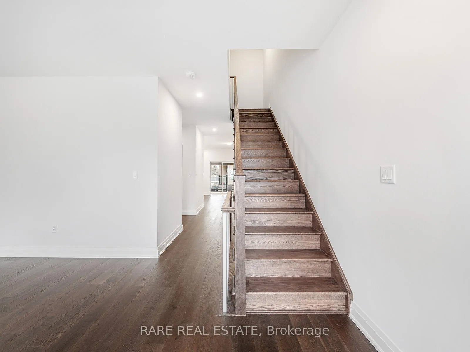Photo 27 of 3297 Homestead Drive, Hamilton, Mount Hope — HOMEH