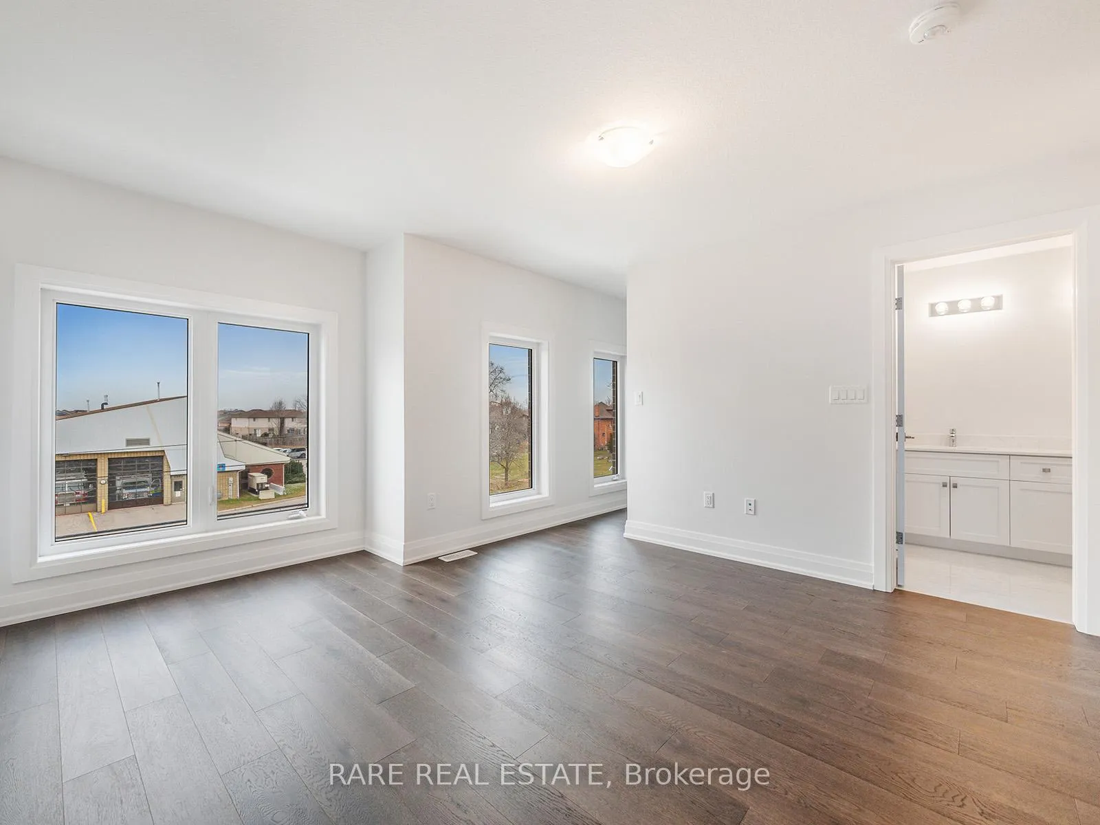 Photo 36 of 3297 Homestead Drive, Hamilton, Mount Hope — HOMEH