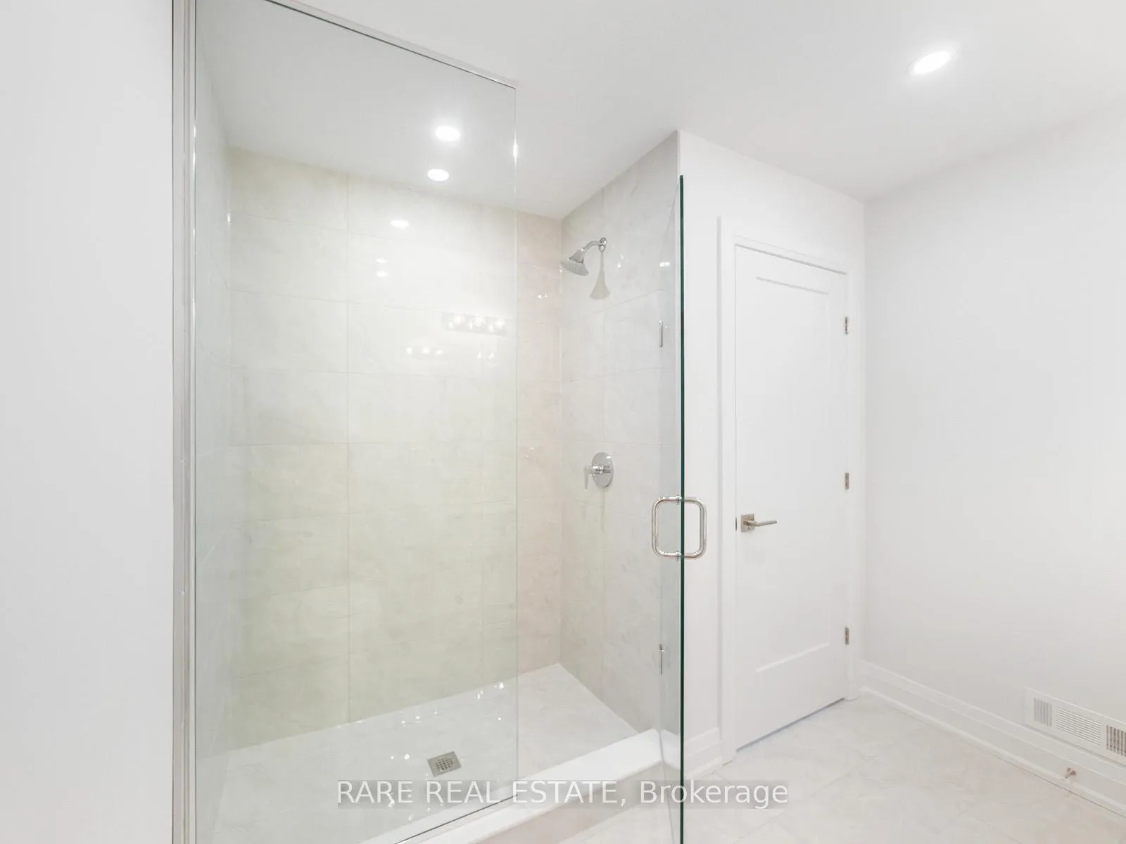 Photo 42 of 3297 Homestead Drive, Hamilton, Mount Hope — HOMEH