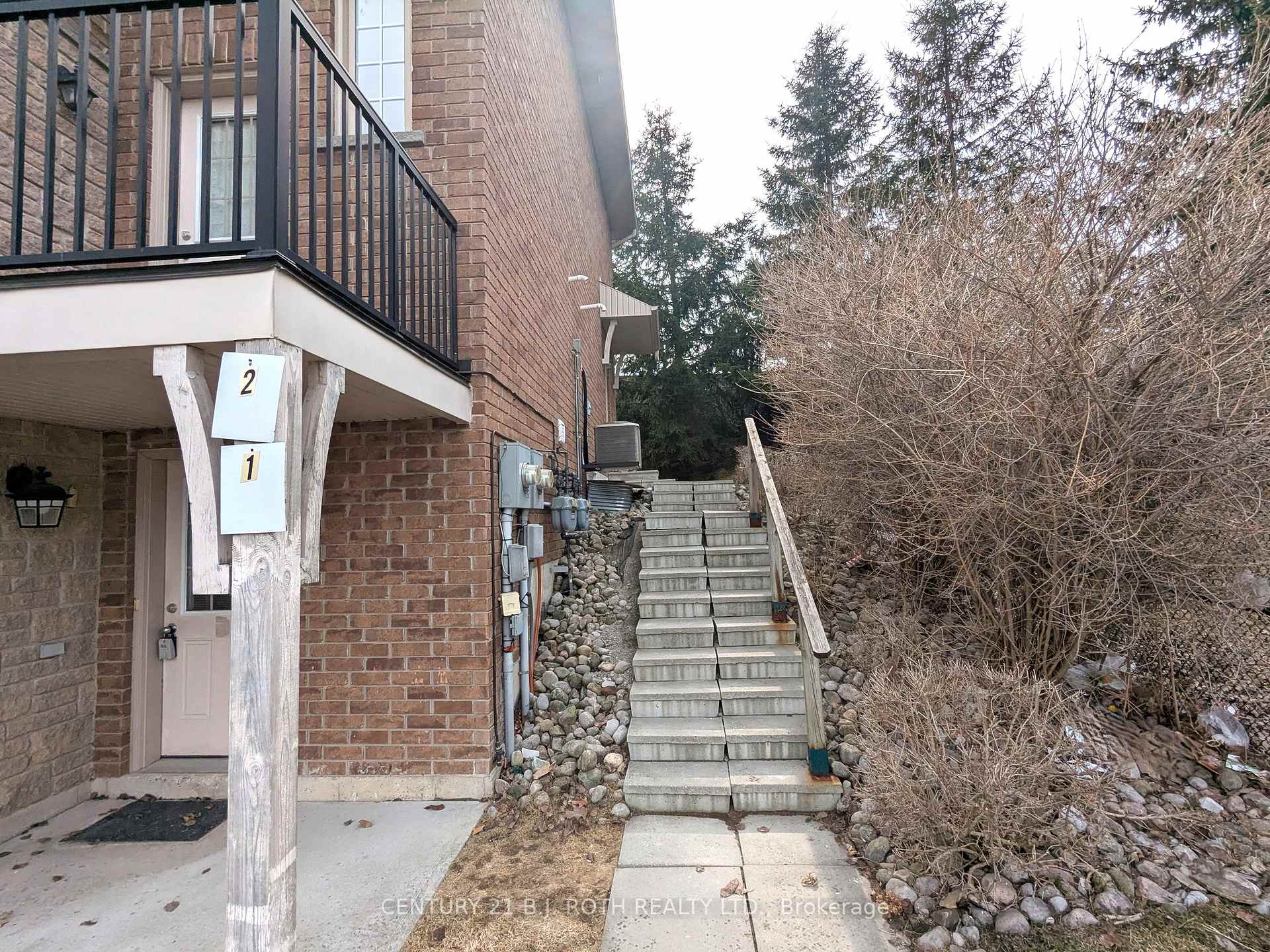 Photo 18 of Unit 1 & 2, 175 Stanley Street, Barrie, East Bayfield — HOMEH