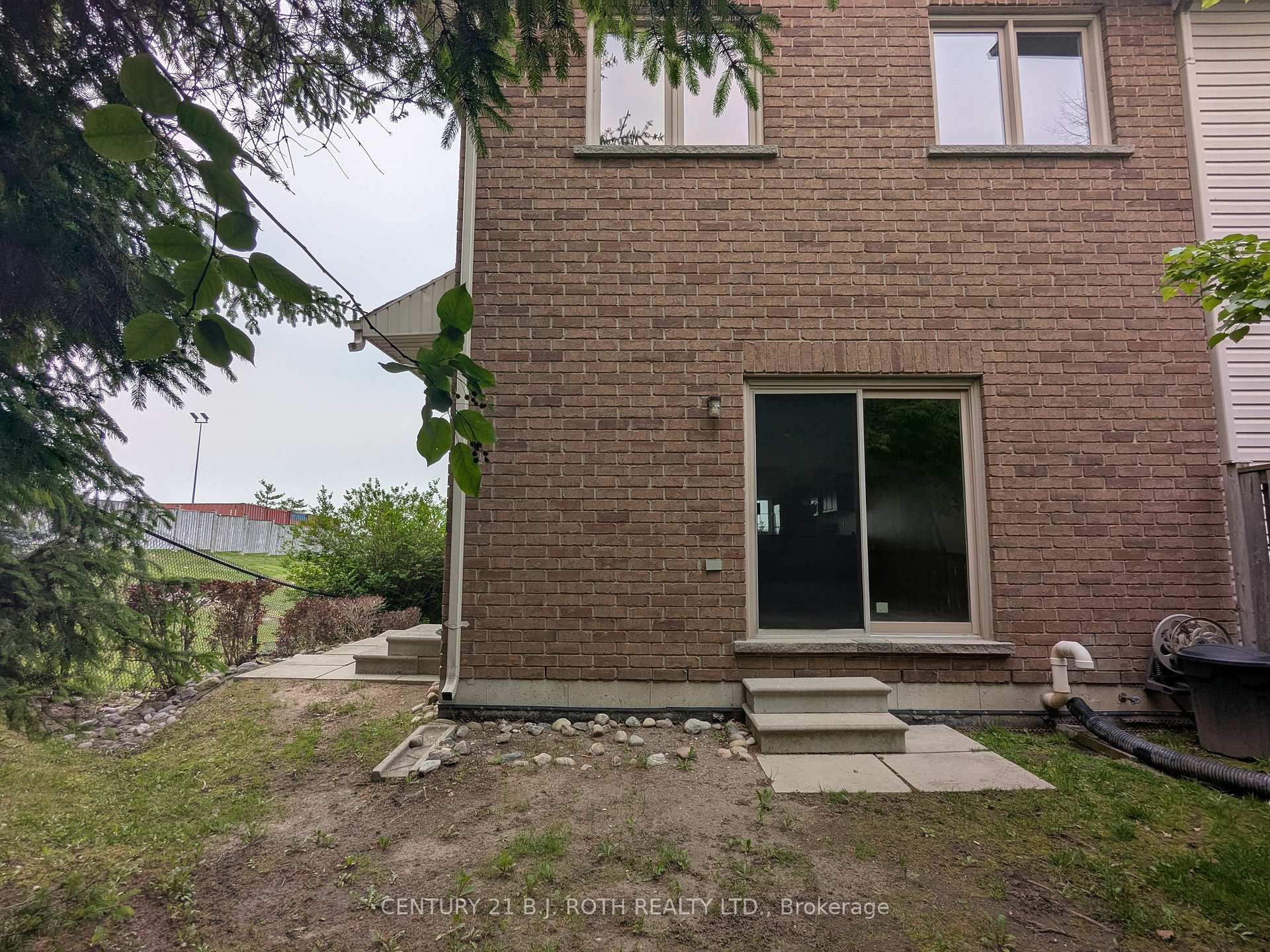 Photo 20 of Unit 1 & 2, 175 Stanley Street, Barrie, East Bayfield — HOMEH