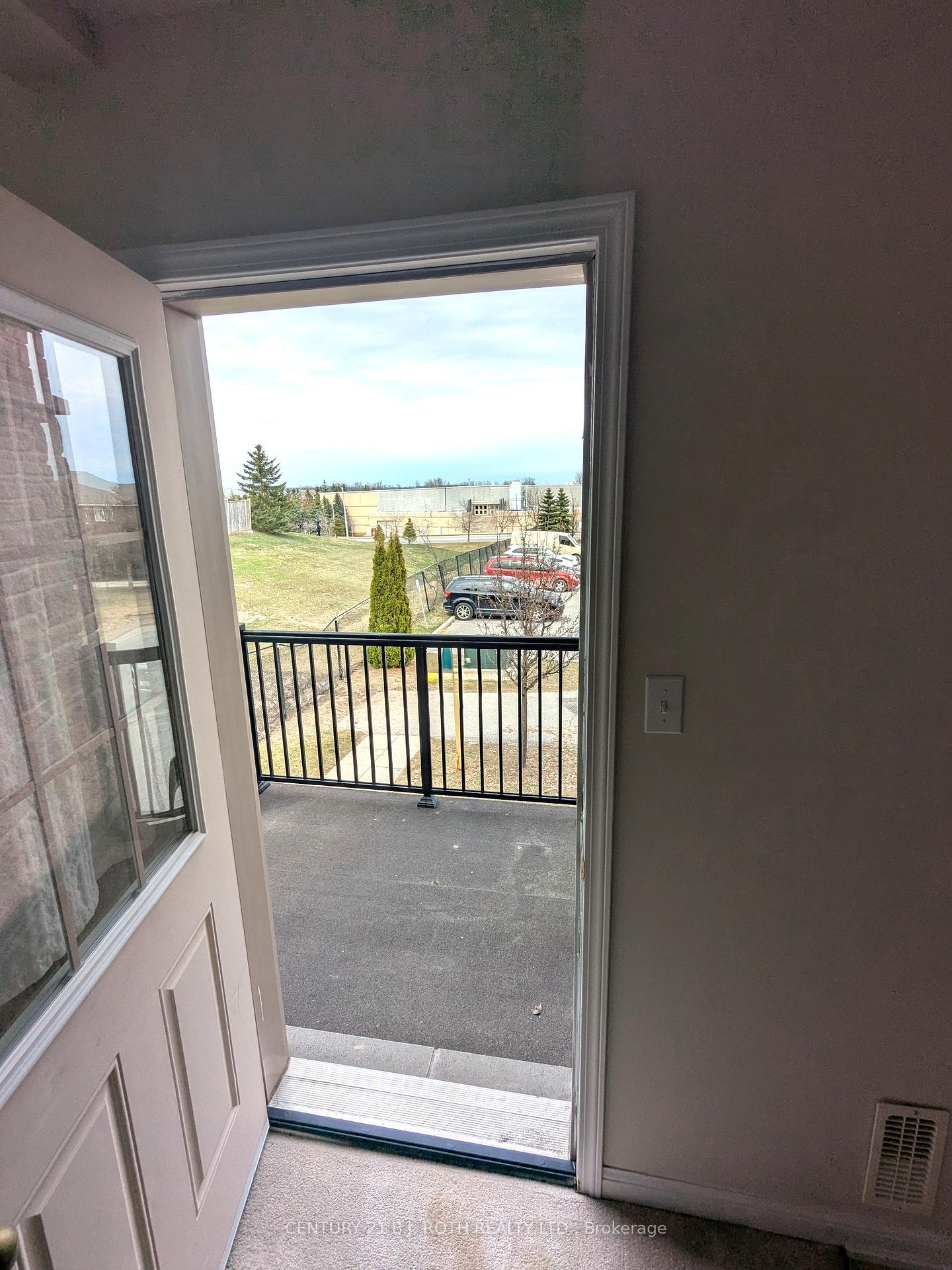 Photo 28 of Unit 1 & 2, 175 Stanley Street, Barrie, East Bayfield — HOMEH