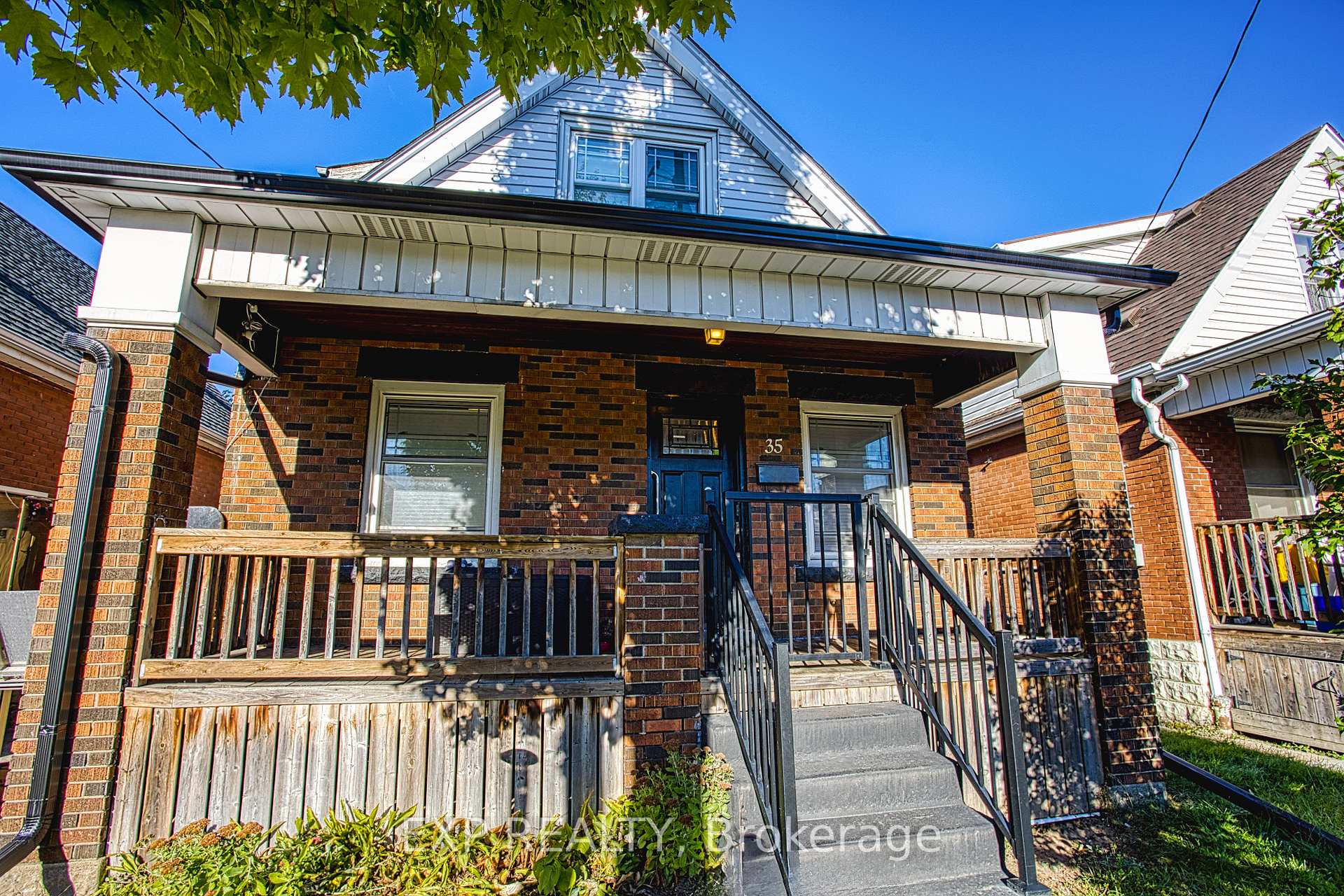 Photo 3 of 35 Cope Street, Hamilton, Homeside — HOMEH