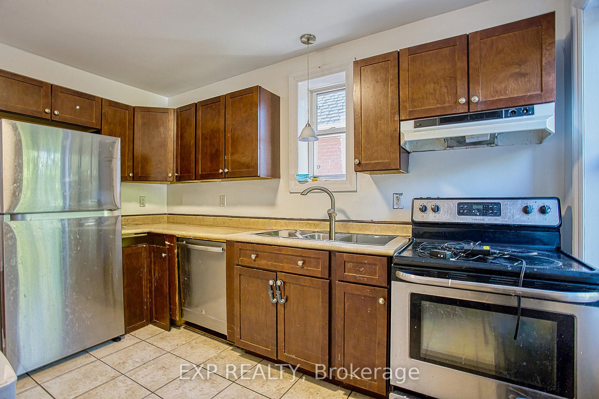 Photo 13 of 35 Cope Street, Hamilton, Homeside — HOMEH