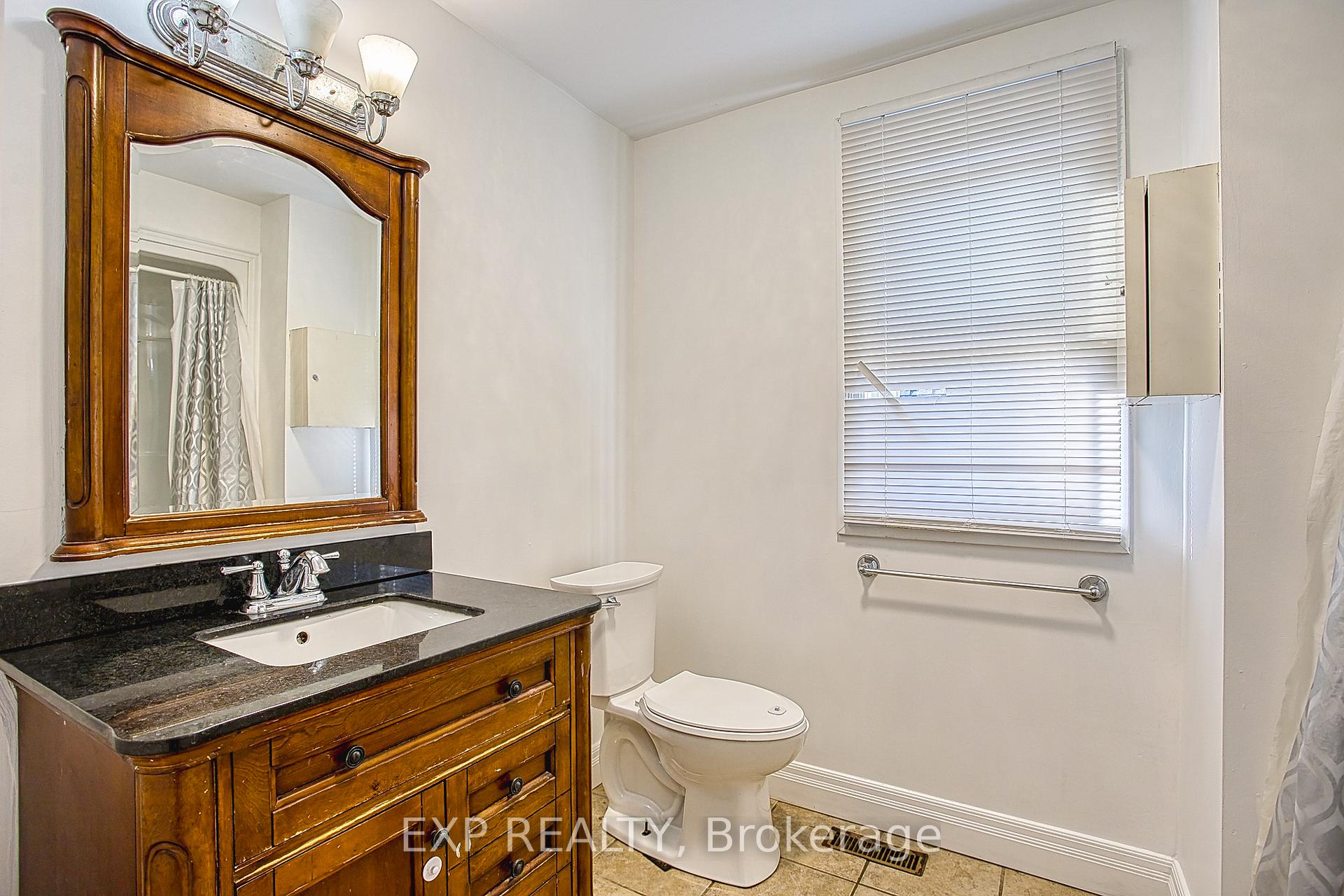 Photo 17 of 35 Cope Street, Hamilton, Homeside — HOMEH