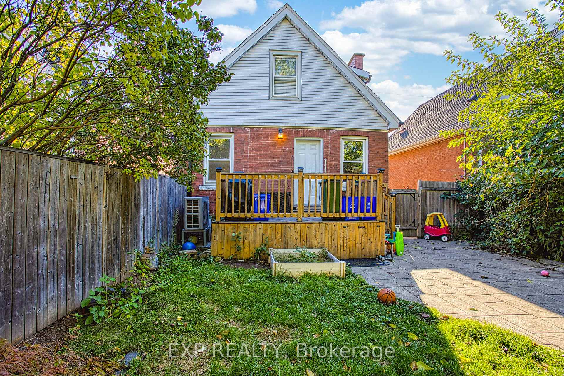 Photo 21 of 35 Cope Street, Hamilton, Homeside — HOMEH