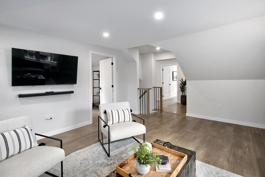 Photo 33 of 116 Marsh Street, Blue Mountains — HOMEH