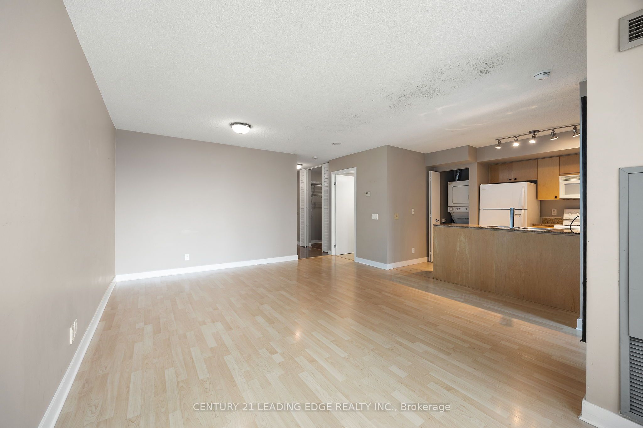 Photo 38 of Unit 2011, 373 Front Street, Toronto, Waterfront Communities — HOMEH