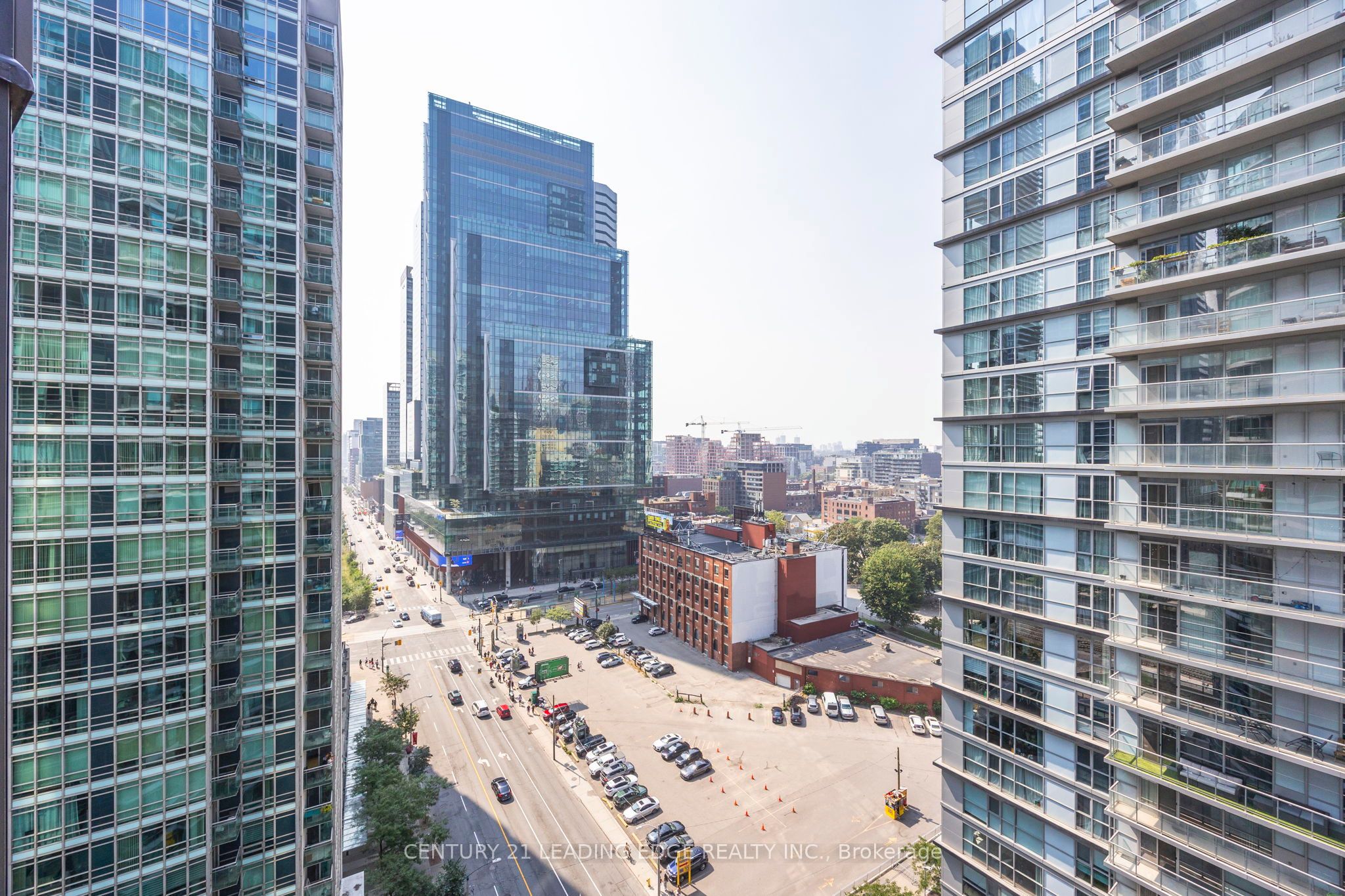 Photo 54 of Unit 2011, 373 Front Street, Toronto, Waterfront Communities — HOMEH