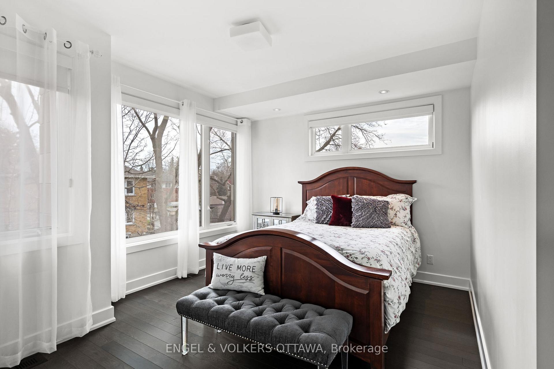 Photo 20 of 582 Byron Avenue, Ottawa, McKellar/Highland — HOMEH