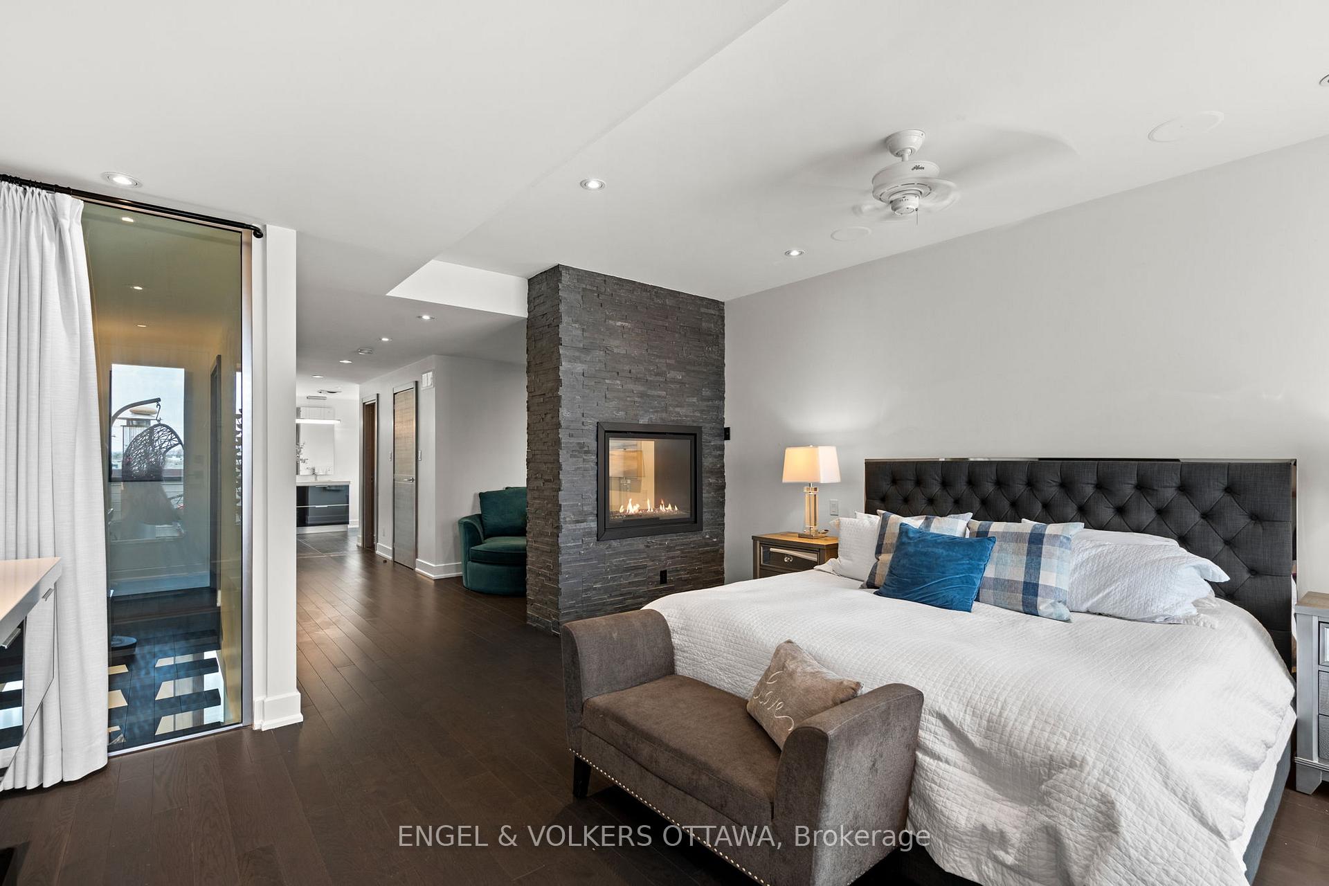 Photo 27 of 582 Byron Avenue, Ottawa, McKellar/Highland — HOMEH