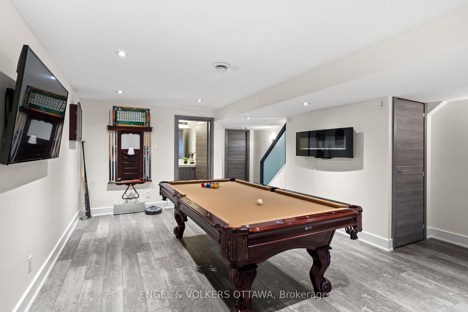 Photo 35 of 582 Byron Avenue, Ottawa, McKellar/Highland — HOMEH