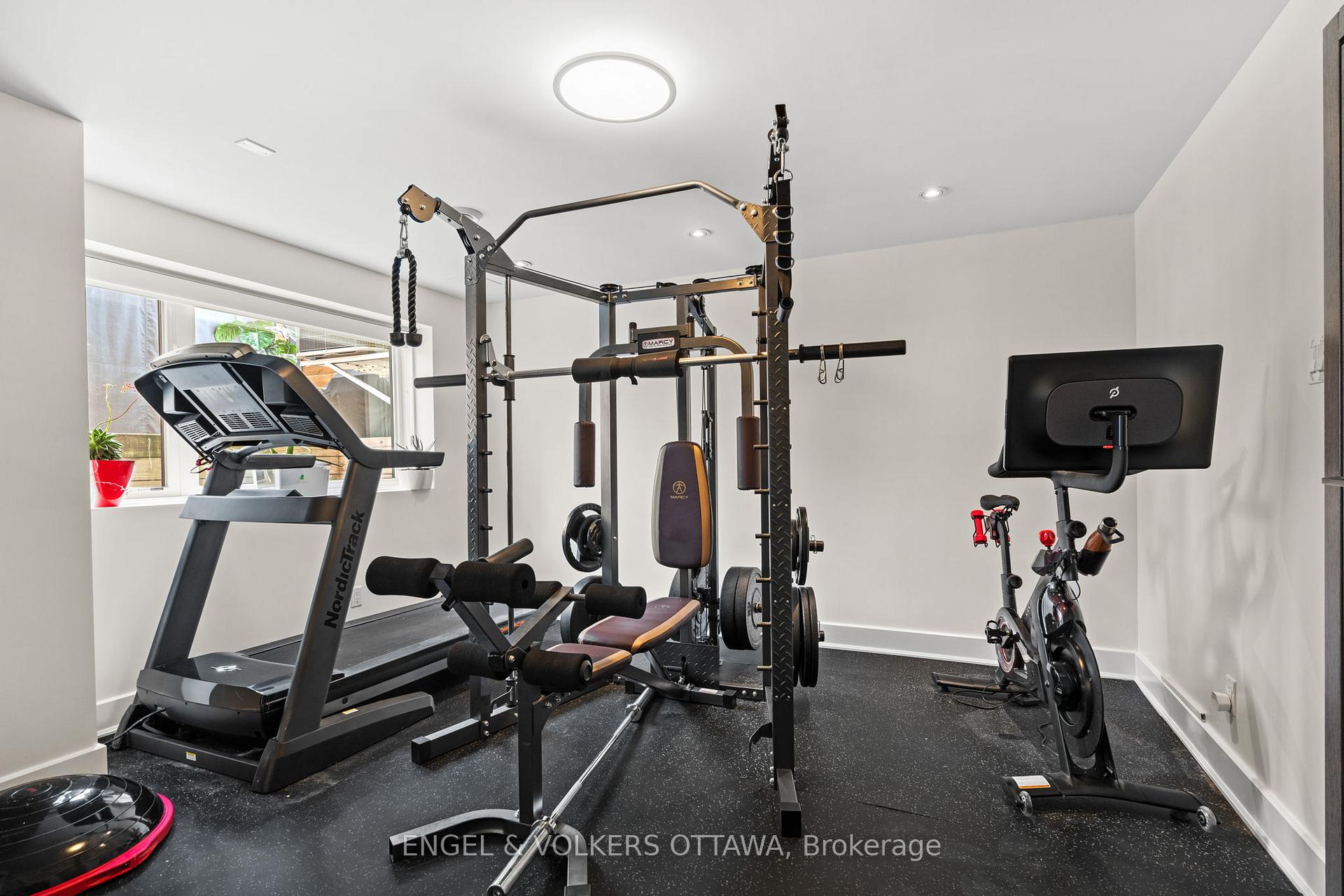 Photo 39 of 582 Byron Avenue, Ottawa, McKellar/Highland — HOMEH