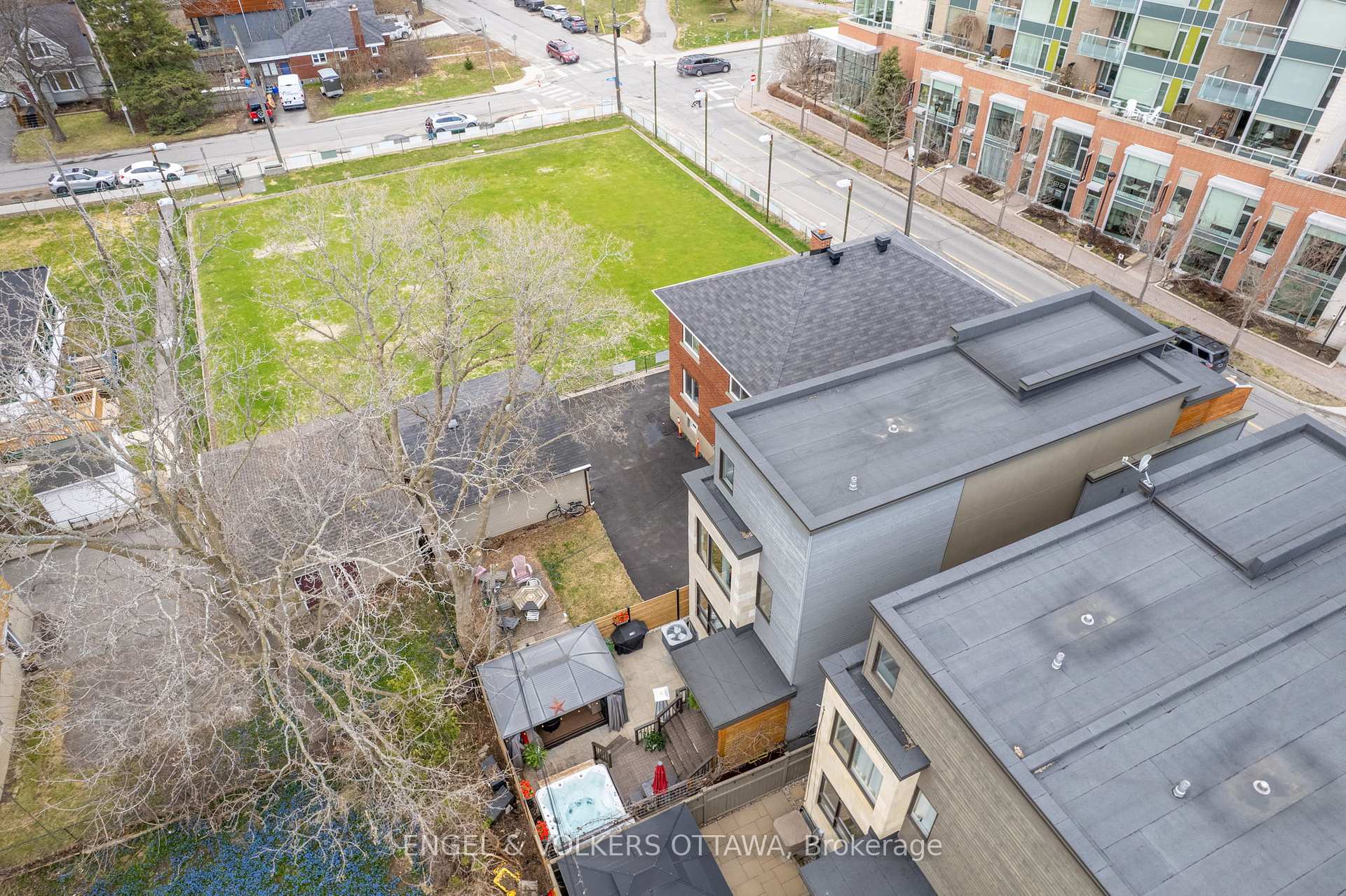 Photo 44 of 582 Byron Avenue, Ottawa, McKellar/Highland — HOMEH