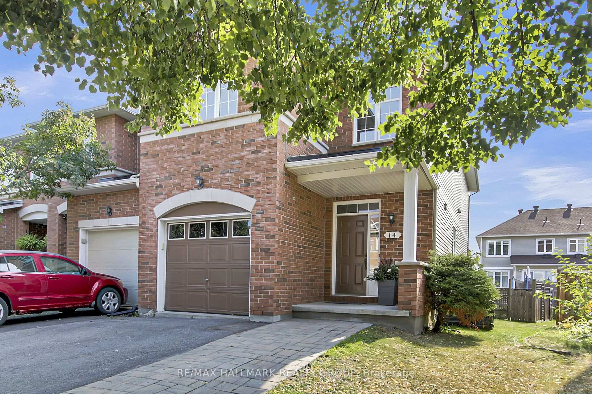 Photo 3 of 14 Plumas Gate, Ottawa, Barrhaven - Longfields — HOMEH