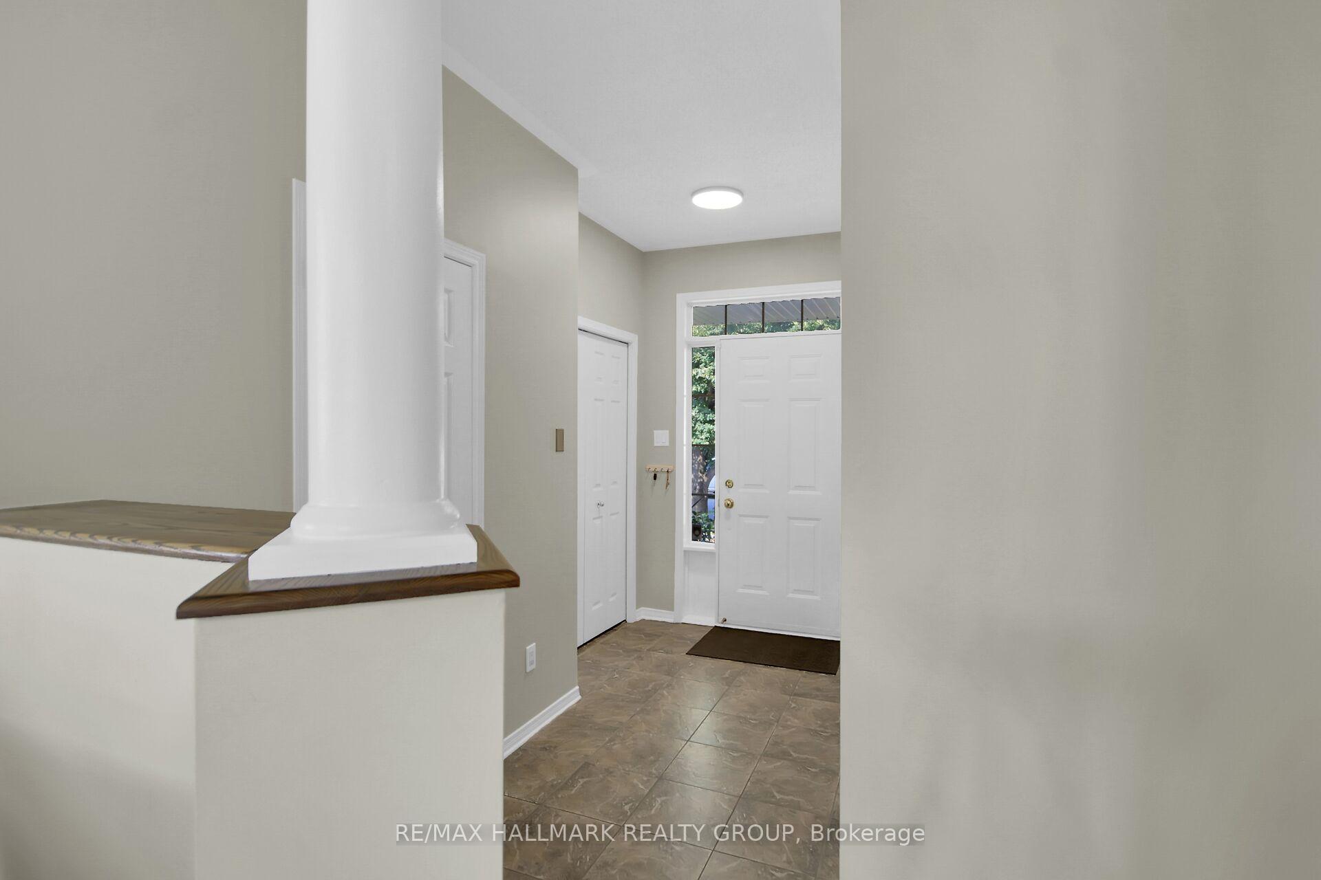 Photo 4 of 14 Plumas Gate, Ottawa, Barrhaven - Longfields — HOMEH