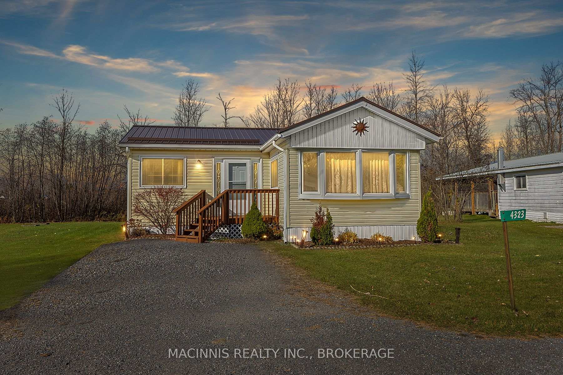 Photo 1 of 4323 E.R Orser Drive, Frontenac, Frontenac South — HOMEH